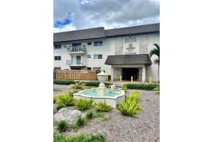 8475 Sw 94th St 217e, Miami