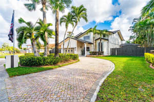 10298 Nw 130th St Hialeah Gardens, FL 33018 - MLS#A11925432