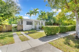 411 NW 53rd Ave, Miami, FL 33126, Sold 01/16/26