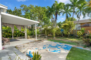 411 NW 53rd Ave, Miami, FL 33126, Sold 01/16/26