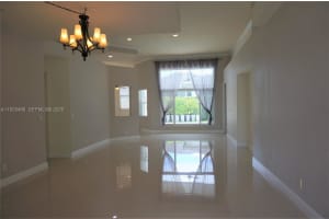 8006 N Savannah Cir, Davie, FL 33328, - MLS#A11925486