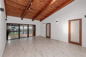 2621 Parkview Dr S, Hallandale Beach, FL 33009, - MLS#A11925533