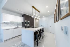 851 Ne 1st Ave 3308 Miami, FL 33132 - MLS#A11925536