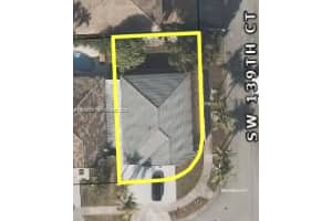 13941 Sw 13th St, Miami