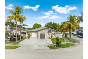 13941 SW 13th St, Miami, FL 33184, - MLS#A11925539