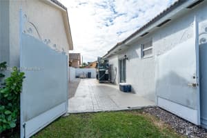 8952 Nw 145th Lane Miami Lakes, FL 33018 - MLS#A11925542