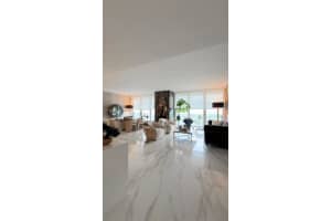 16385 Biscayne Blvd North Miami Beach, FL 33160 - MLS#A11925554