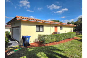 1327 Nw 87th Ter Coral Springs, FL 33071 - MLS#A11925564