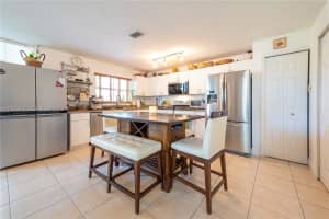 15285 Sw 30th Ter Miami, FL 33185 - MLS#A11925565