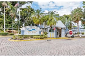 9375 Fontainebleau Blvd L119, Miami