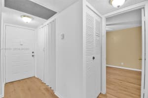 10501 W Broward Blvd 304 Plantation, FL 33324 - MLS#A11925621