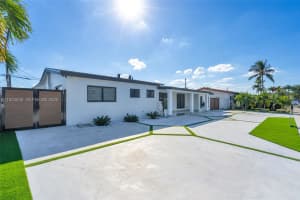 864 W 69th Pl, Hialeah, FL 33014, - MLS#A11925635