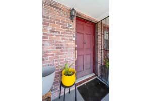 1050 Atlantic Shores Blvd APT 210, Hallandale Beach, FL 33009, - MLS#A11925636