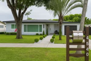 9540 Martinique Dr, Cutler Bay, FL 33189, - MLS#A11925647