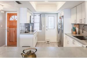 18555 Ne 14th Ave 619, Miami