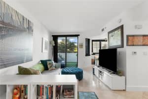 110 Washington Avenue, Miami Beach, FL 33139 - MLS#A11925674