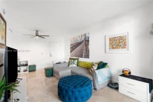 110 Washington Avenue, Miami Beach, FL 33139 - MLS#A11925674