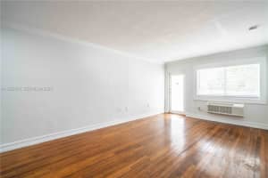 7925 Hawthorne Ave #1, Miami Beach, FL 33141, - MLS#A11925678