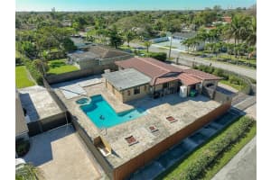 9940 Sw 72nd St, Miami 9940 Sw 72nd St, Miami