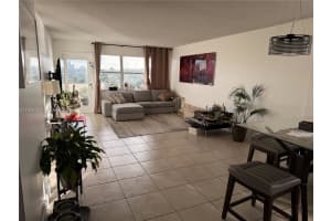 401 Golden Isles Dr APT 512, Hallandale Beach, FL 33009, - MLS#A11925740