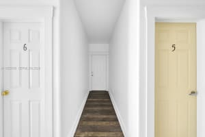 1725 Nw 19th St Miami, FL 33125 - MLS#A11925780