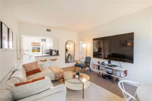 728 Lenox Ave. A8, Miami Beach, FL 33139, - MLS#A11925789