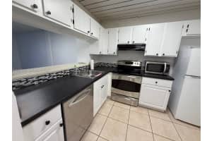 19821 Sw 114th Ave 121, Miami