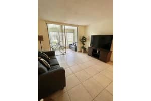 5961 NW 61st Ave APT 208, Tamarac, FL 33319, - MLS#A11925840