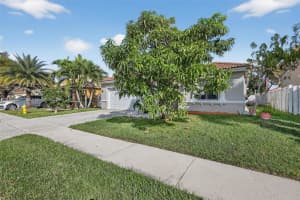 1535 Sw 187th Ave Pembroke Pines, FL 33029 - MLS#A11925881