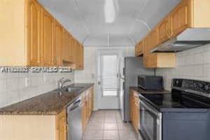 1719 Wiley St APT 14, Hollywood, FL 33020, - MLS#A11925923