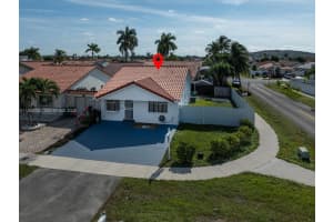 9098 Nw 114th St Hialeah Gardens, FL 33018 - MLS#A11925932