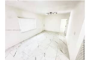 2646 Polk St APT 4, Hollywood, FL 33020, - MLS#A11925972