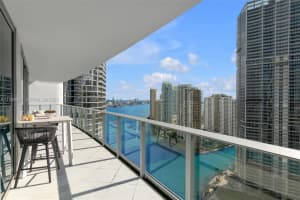 200 Biscayne Boulevard Way 3108, Miami