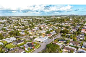 9365 Sw 44th St Miami, FL 33165 - MLS#A11926053