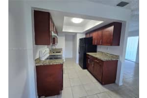 5802 NW 21st St # 37-B, Lauderhill, FL 33313, - MLS#A11926054