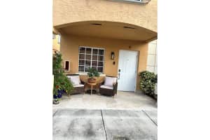 3539 W 76th St APT 6, Hialeah, FL 33018, - MLS#A11926064