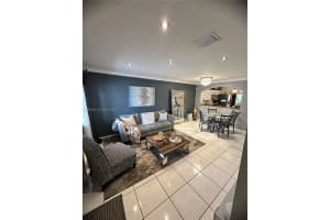 3539 W 76th St APT 6, Hialeah, FL 33018, - MLS#A11926064