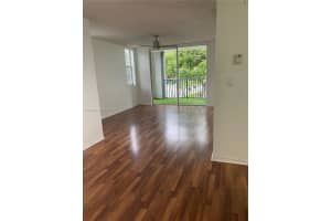 4420 Nw 107th Ave 201, Doral