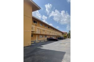 180 Royal Palm Rd 109 Hialeah Gardens, FL 33016 - MLS#A11926103