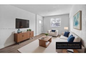 975 Nw 134th St North Miami, FL 33168 - Off Market