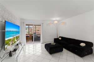 1810 W 56th St APT 3223, Hialeah, FL 33012, - MLS#A11926132