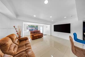 4660 E 4th Ave Hialeah, FL 33013 - MLS#A11926146