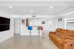 4660 E 4th Ave Hialeah, FL 33013 - MLS#A11926146