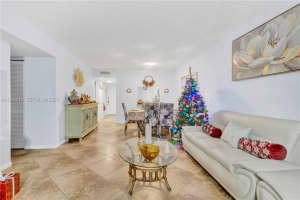 3050 NW 42nd Ave APT C406, Coconut Creek, FL 33066, - MLS#A11926210