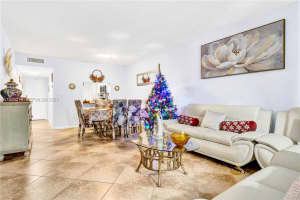 3050 NW 42nd Ave APT C406, Coconut Creek, FL 33066, - MLS#A11926210