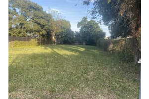 209 Nw 17th Pl Miami, FL 33125 - MLS#A11926219