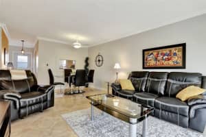 4806 Nw 36th St 605, Lauderdale Lakes