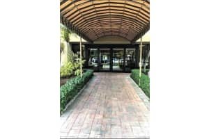 240 Lakeview Dr APT 312, Weston, FL 33326, - MLS#A11926225