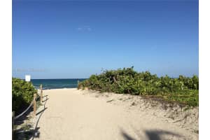 8340 Crespi Blvd APT 19, Miami Beach, FL 33141, - MLS#A11926231