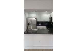 9682 Fontainebleau Blvd 312, Miami